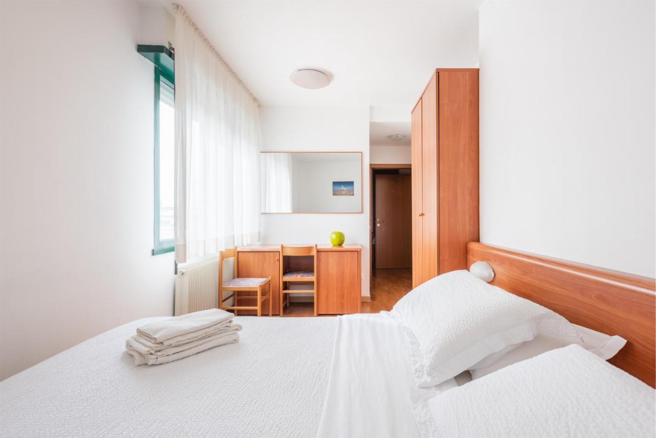 Appartamenti Gabry Riva del Garda Exteriör bild